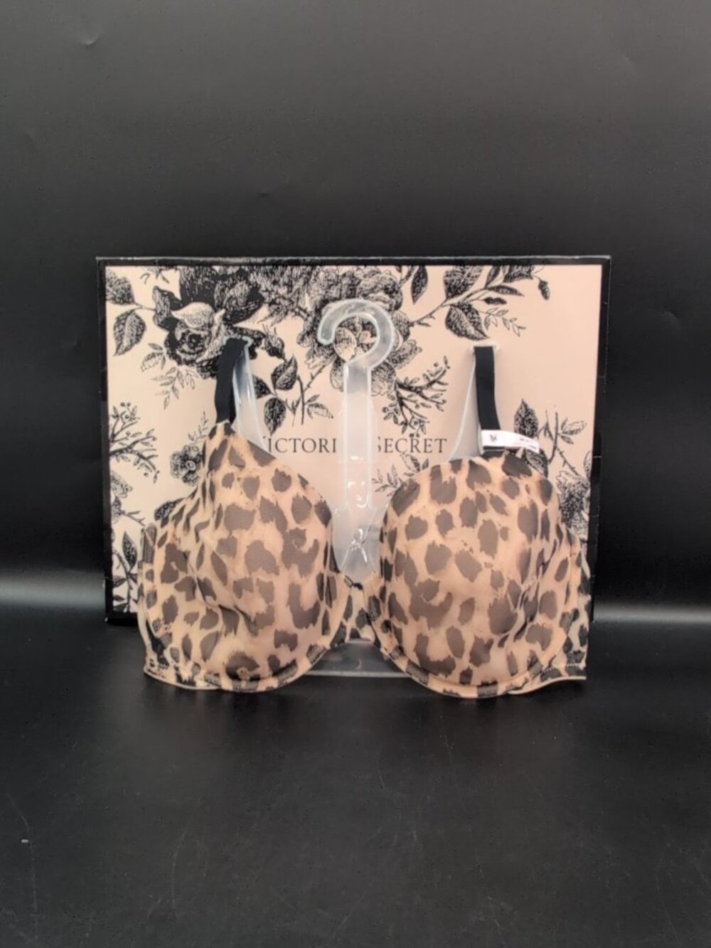 Victoria Secret Very Sexy Angelight Full Coverage Spacer Bra 36D Leopard